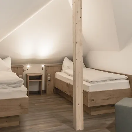 Waldeck Πανσιόν 4*